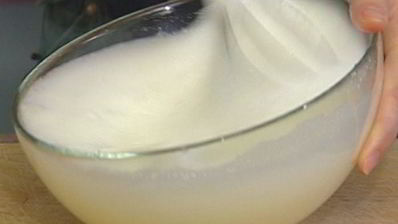 сливочное суфле с красной икрой