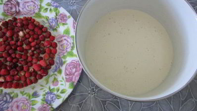 торт-суфле мята с земляникой