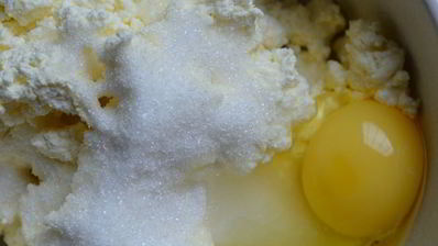 творожно-лимонное суфле под растопленным шоколадом