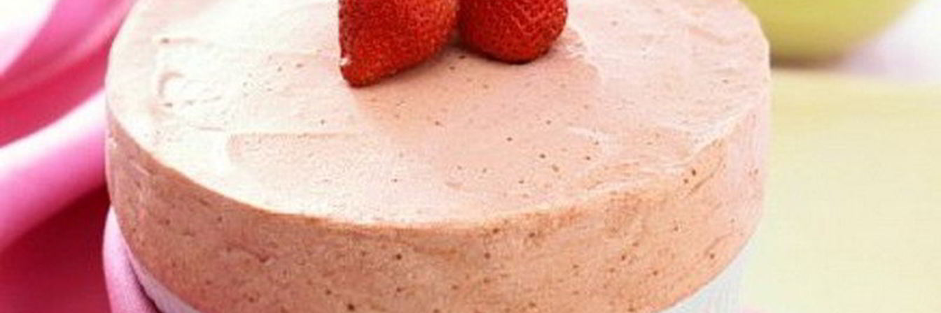 Воздушное суфле с ягодами и ванилью