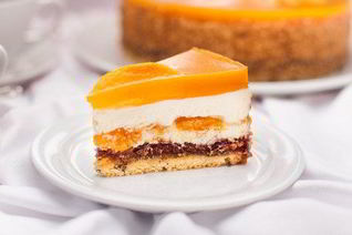 Нежный персиковый тирамису