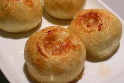 Яблоки, запеченные с засахаренным имбирем