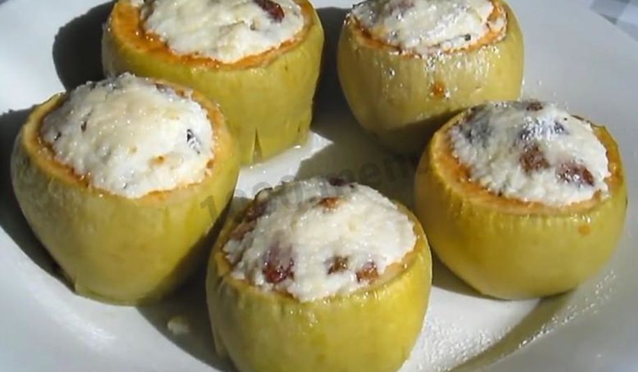 Рецепт запеченных яблок с творогом в мультиварке
