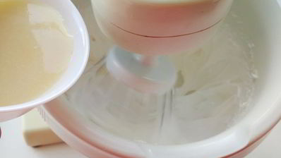 бисквит с вишней и зефирным кремом