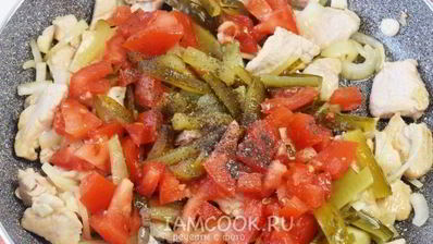 азу из индейки на сковороде