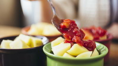 азу по-татарски в горшочках