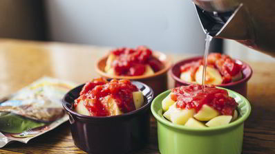 азу по-татарски в горшочках