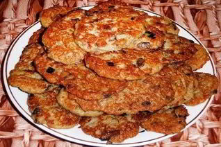 Деревенские драники с луком и грибами