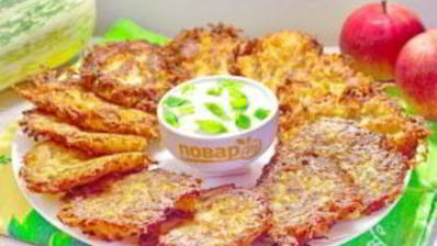 драники из картофеля, кабачка и яблока