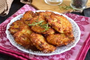 Драники с вареной колбасой