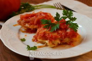 Драники в томатном соусе