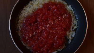 драники в томатном соусе