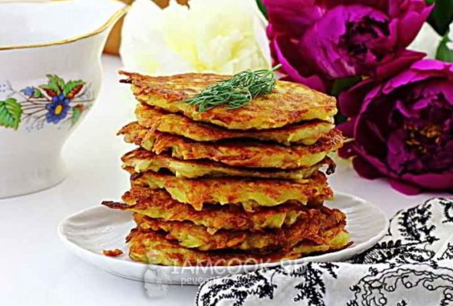 Картофельные драники с колбасой и сыром