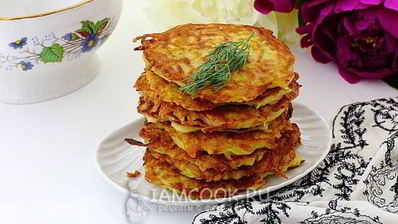 картофельные драники с колбасой и сыром