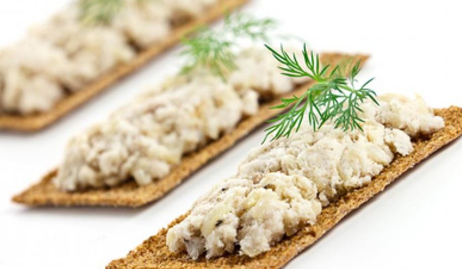 Рецепт рыбного форшмака на сухарных пластинках