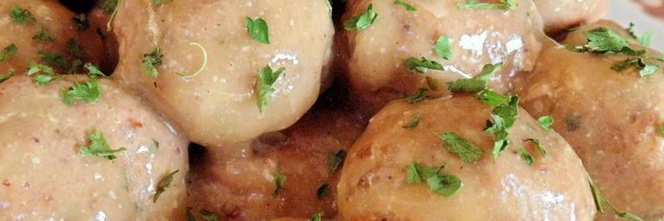 Фрикадельки из фарша индейки с подливой