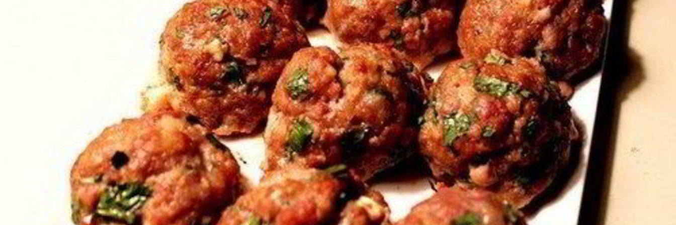 Фрикадельки из мясного фарша по-турецки