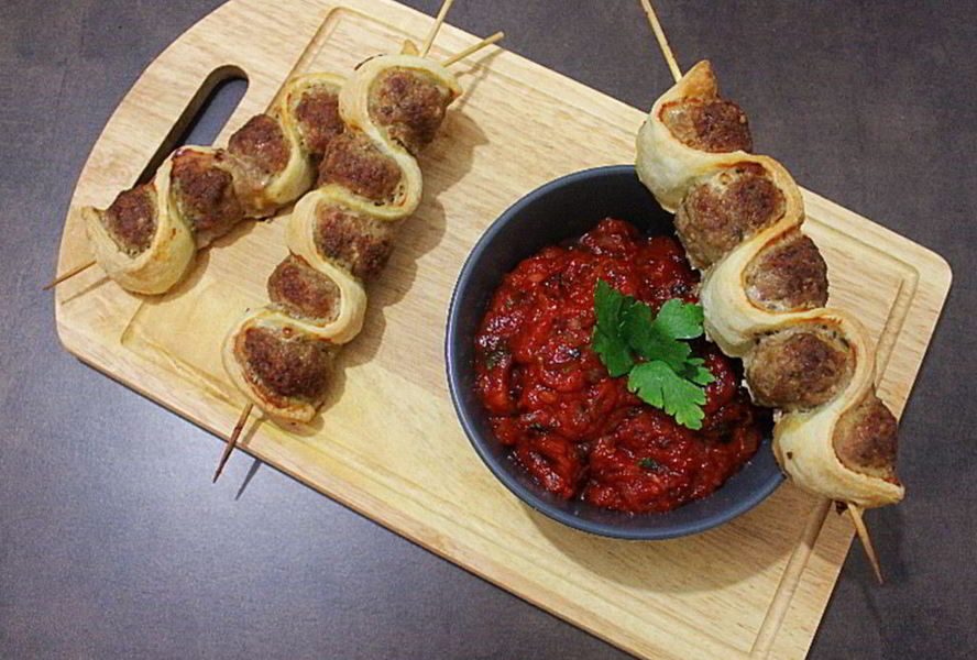 Фрикадельки на шпажках