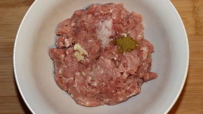 фрикадельки с картофелем в горшочках