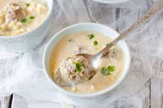 Фрикадельки с кукурузой