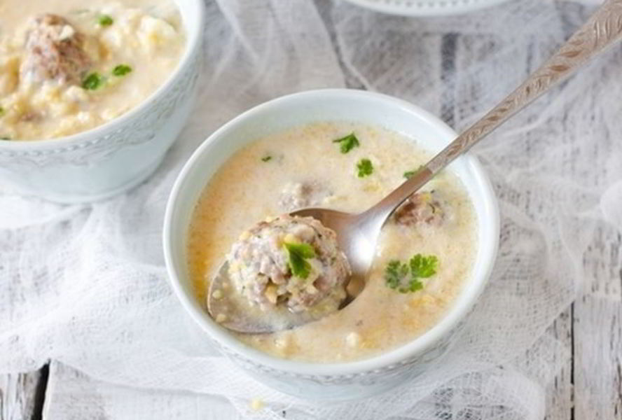 Фрикадельки с кукурузой