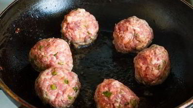 фрикадельки с начинкой в средиземноморском стиле