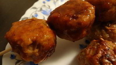 фрикадельки с овощами и кунжутом