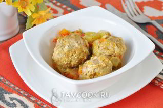 Фрикадельки с овощами и розмарином