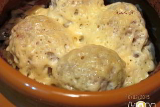 Фрикадельки в горшочке