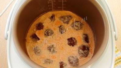 фрикадельки в томатно-сметанном соусе