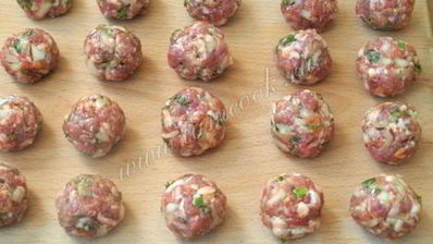 фрикадельки в томатном соусе