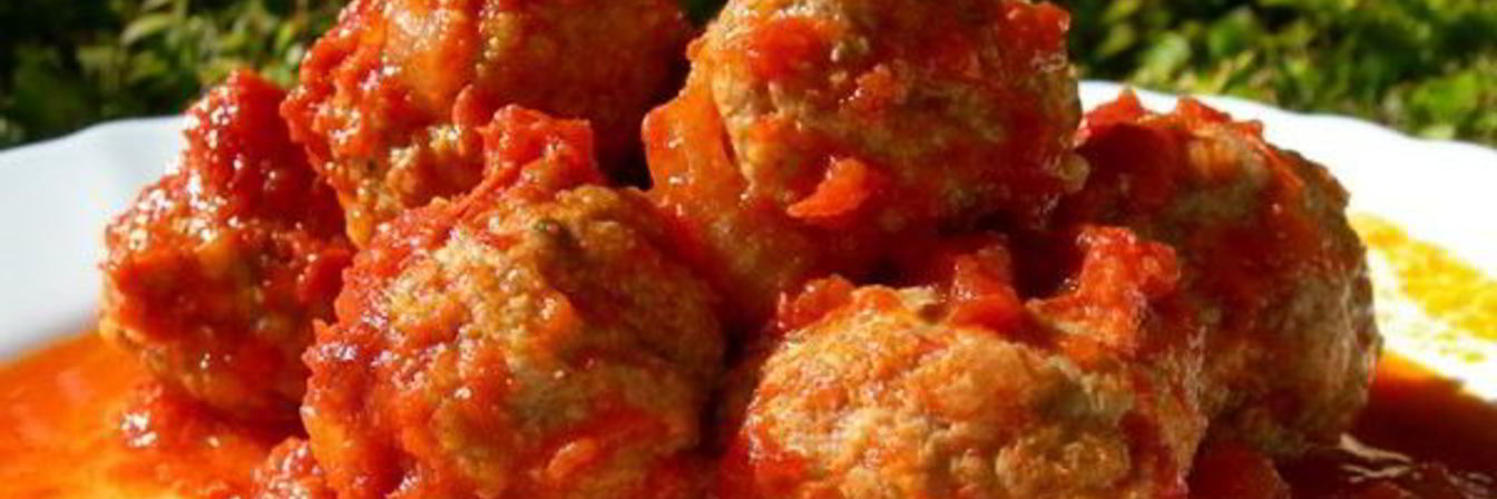 Говяжьи фрикадельки с сыром в томатном соусе