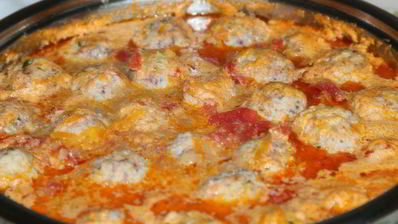 куриные фрикадельки в томатном соусе