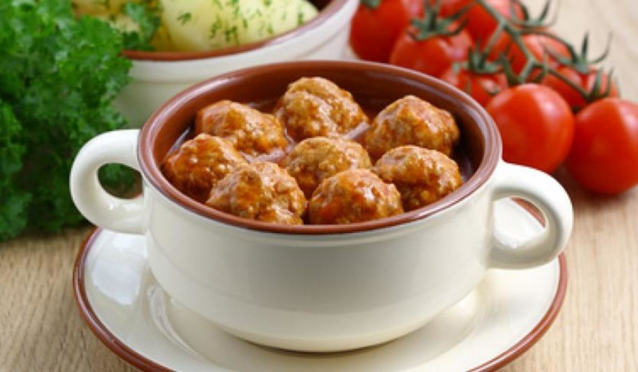Рецепт мясных фрикаделек в томатном соусе