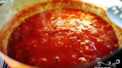 спагетти с фрикадельками и соусом