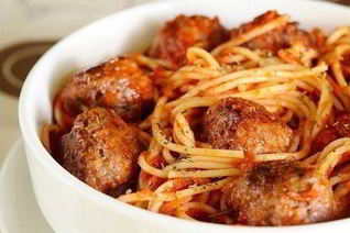 Спагетти с фрикадельками из говяжьего фарша