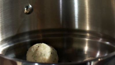 спагетти с фрикадельками из трески