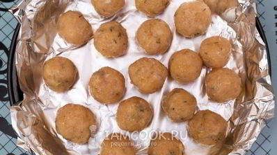 спагетти с куриными фрикадельками