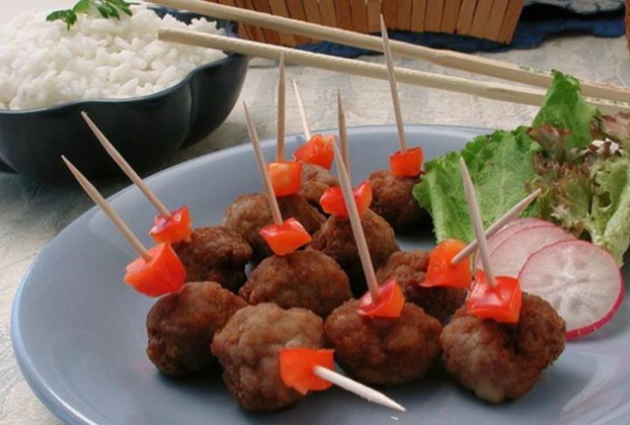 Свиные фрикадельки по-тайски