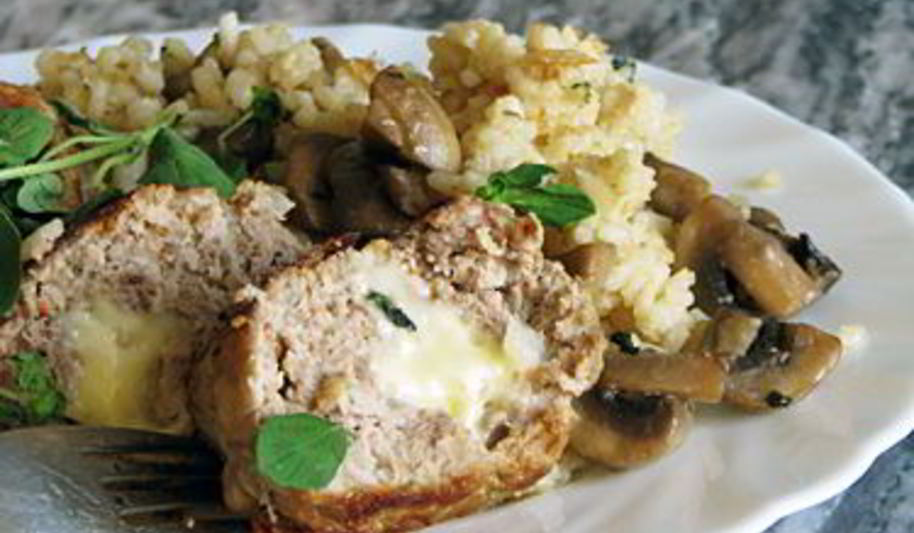 Рецепт сырных фрикаделек с грибным рисом