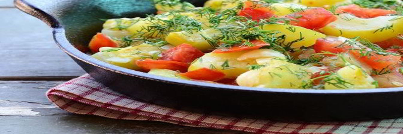 Гарнир из кабачков с помидорами и перца