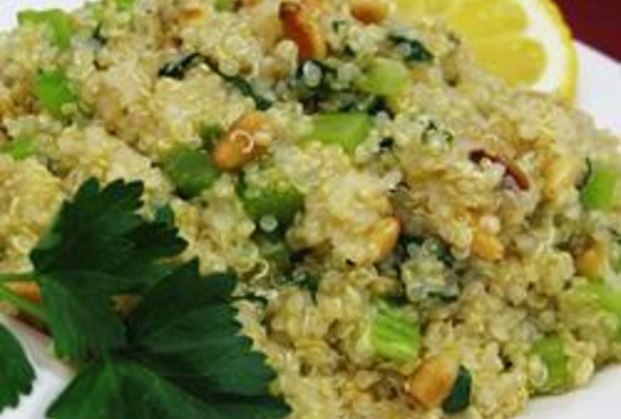 Гарнир из кинвы с сельдереем