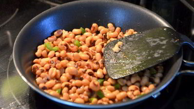 картофель чили с пряной начинкой