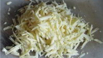 картофель с грибами в горшочках