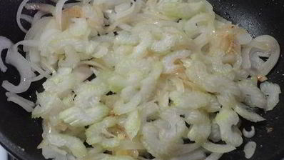 картофель с мясом и капустой