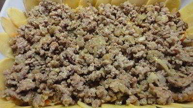 картофель с мясом и капустой