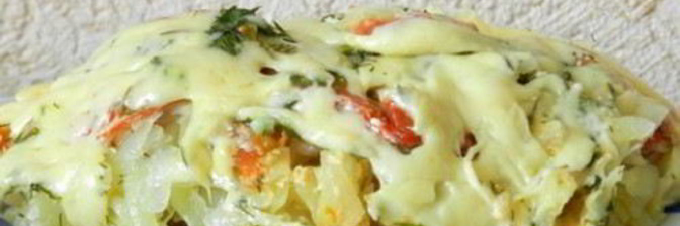 Картофель со свининой под сыром в мультиварке