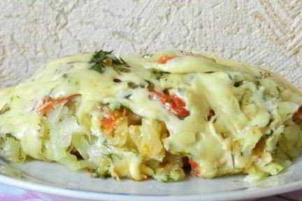 Картофель со свининой под сыром в мультиварке