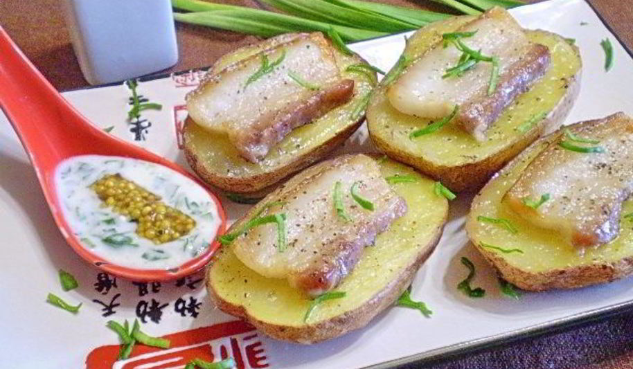 Рецепт картошки с салом и чесноком в духовке