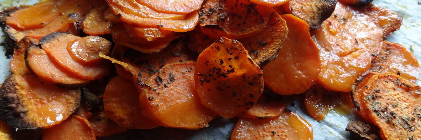 Хрустящий сладкий картофель с базиликом